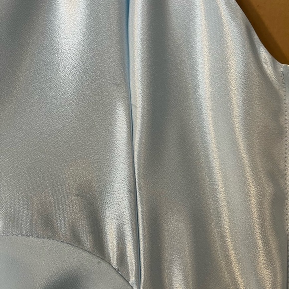 Vintage Love Me? Elegant Light Blue Satin Gown Size 22 - Picture 7 of 7